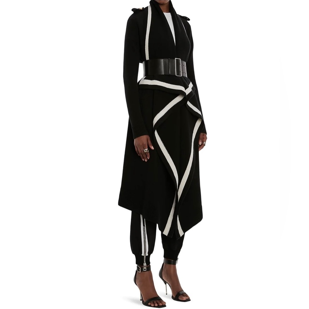 Alexander McQueen
Military Knit Coat